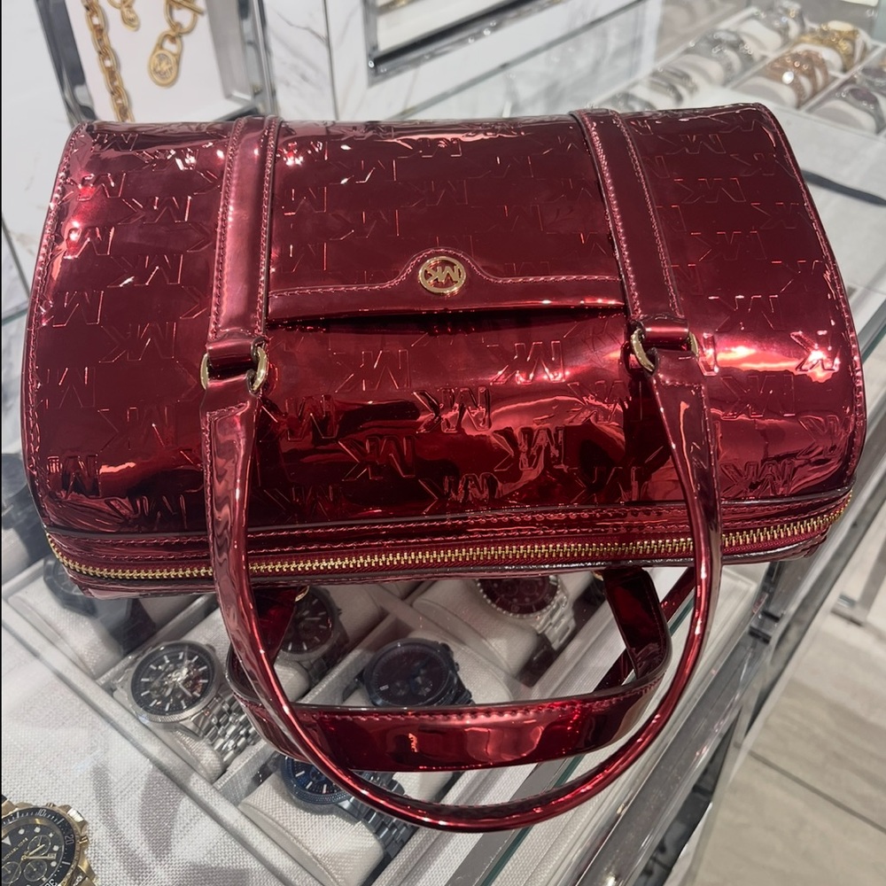 MICHAEL KORS Jet Set Medium Metallic Logo Debossed Satchel
Cherry 
NWT - Picture 8 of 15